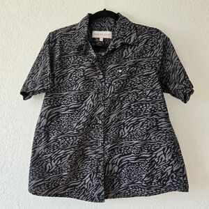Peau De Loup 8 Button Down Short Sleeve Cotton Shirt Geometric Gender‎ Neutral